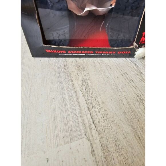 Spirit Bride Chucky talking NEW animated Tiffany doll large - Picture 5 of 8
